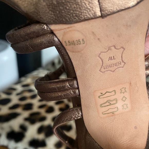 BCBG MaxAzria Farrow - Picture 6 of 6